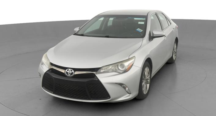 2015 Toyota Camry SE -
                  Hebron, OH