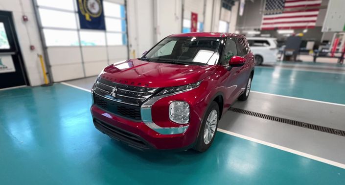 2024 Mitsubishi Outlander ES Hero Image