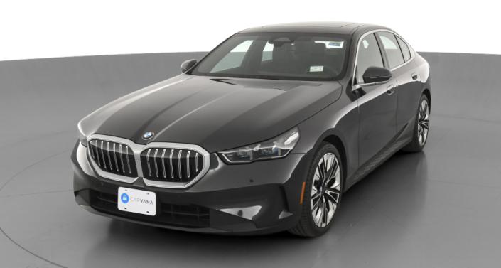 2024 BMW 5 Series 530i Hero Image