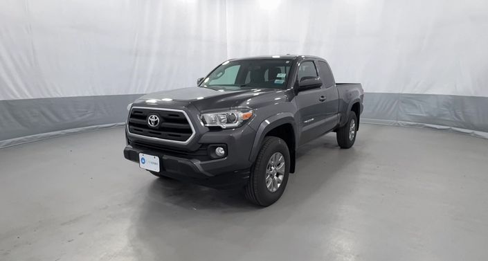 2017 Toyota Tacoma SR5 Hero Image