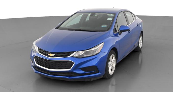 2017 Chevrolet Cruze LT Hero Image