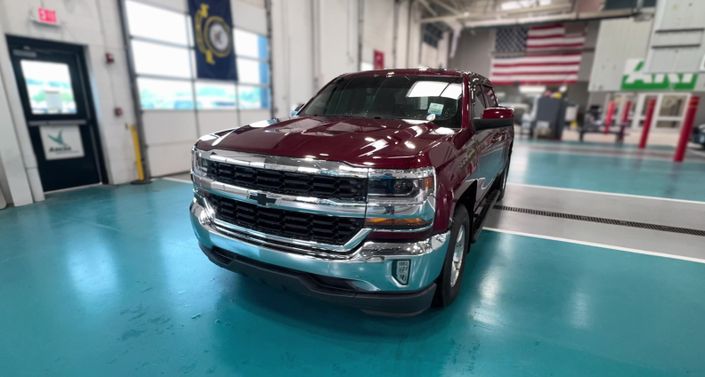 Thumbnail: 2017 Chevrolet Silverado 1500 - 1