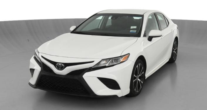 2020 Toyota Camry SE -
                Lorain, OH