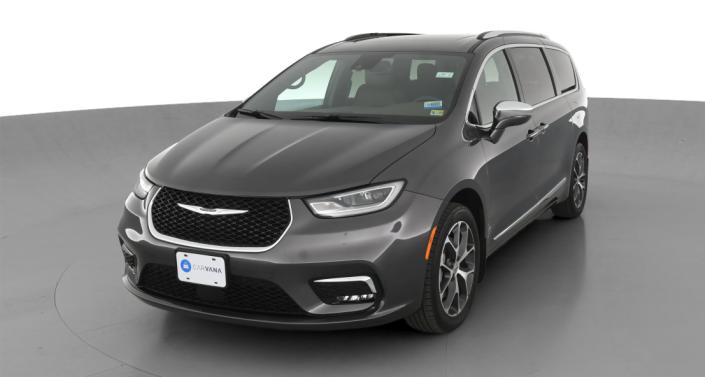 2021 Chrysler Pacifica Limited -
                Colonial Heights, VA
