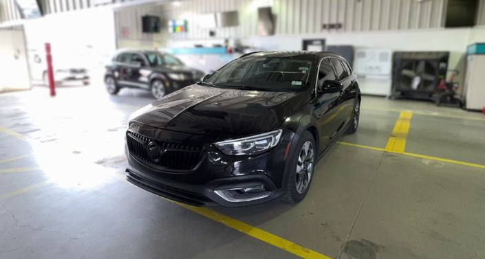 Thumbnail: 2018 Buick Regal - 1
