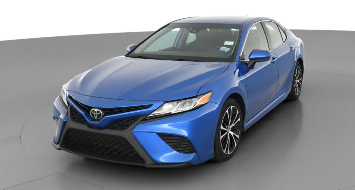 2019 Toyota Camry SE -
                Trenton, OH