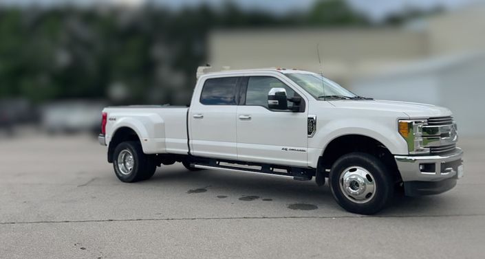 2017 Ford Econoline E-350 -
                Auburn, GA