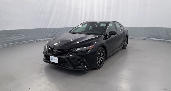 2023 Toyota Camry SE Hero Image