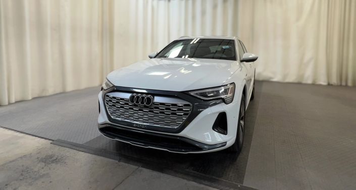 2024 Audi Q8 e-tron Premium Plus Hero Image