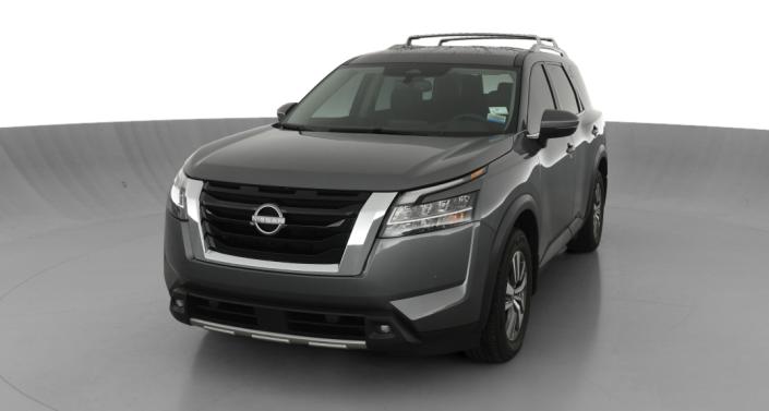 2022 Nissan Pathfinder SL -
                Lorain, OH