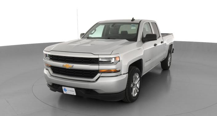 2019 Chevrolet Silverado 1500 Custom Hero Image