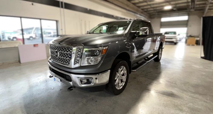 2017 Nissan Titan SL -
                Fairview, OR