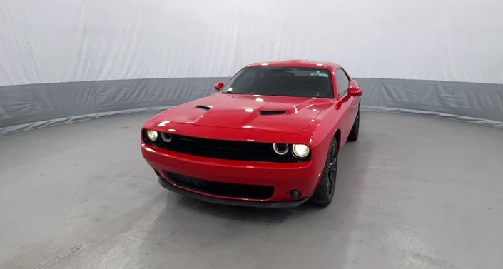 2018 Dodge Challenger SXT -
                Akron, NY