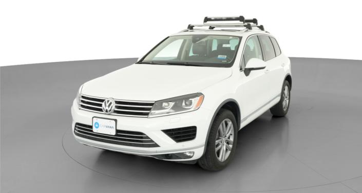 Thumbnail: 2016 Volkswagen Touareg - 1
