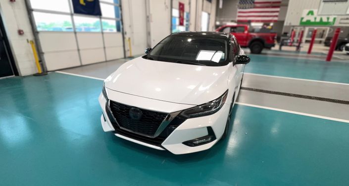 Thumbnail: 2022 Nissan Sentra - 1