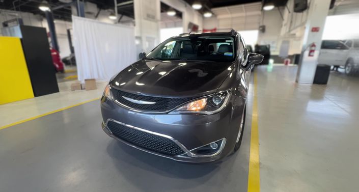 2018 Chrysler Pacifica Touring L -
                Tempe, AZ