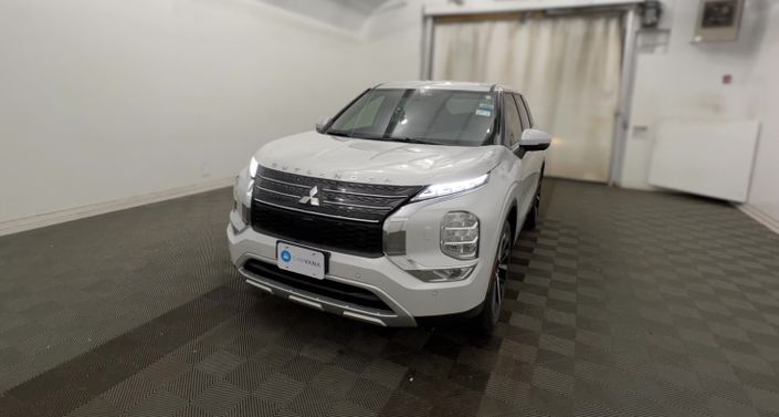 2022 Mitsubishi Outlander SE -
                Framingham, MA