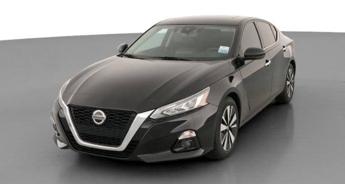 2020 Nissan Altima SL Hero Image