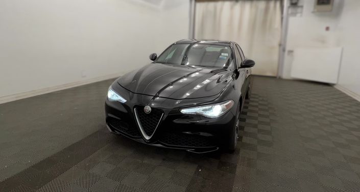 2019 Alfa Romeo Giulia Base Hero Image