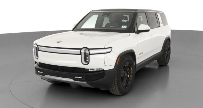2023 Rivian R1S Adventure Hero Image