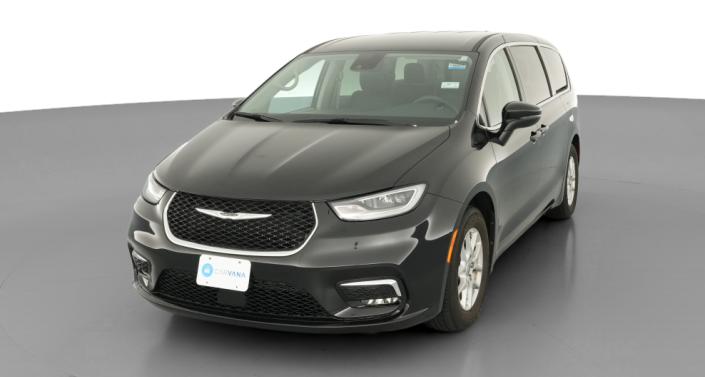 2023 Chrysler Pacifica Touring L -
                Trenton, OH