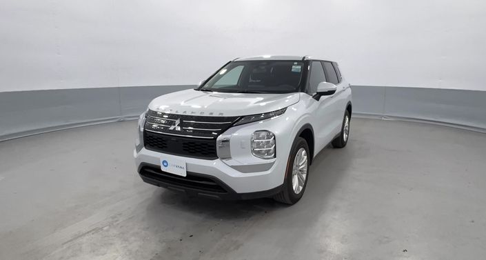 2023 Mitsubishi Outlander ES -
                Akron, NY