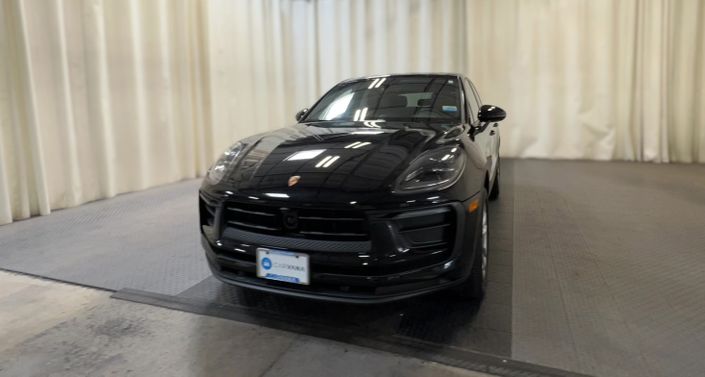 2024 Porsche Macan T Hero Image