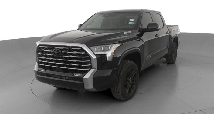 2024 Toyota Tundra Limited -
                Hebron, OH