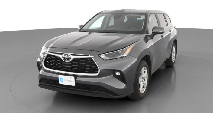 2023 Toyota Highlander LE Hero Image