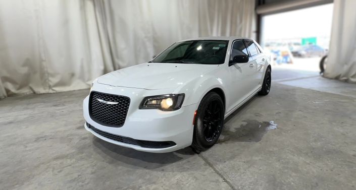 Thumbnail: 2019 Chrysler 300 - 1