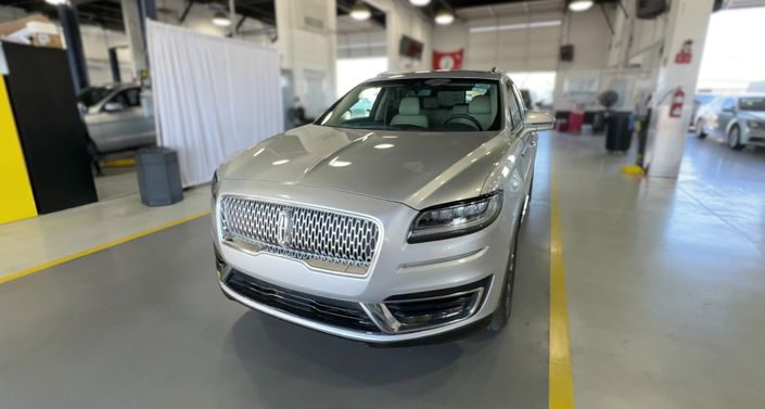 2019 Lincoln Nautilus Select Hero Image