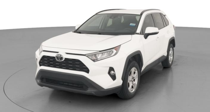 2021 Toyota RAV4 XLE Hero Image