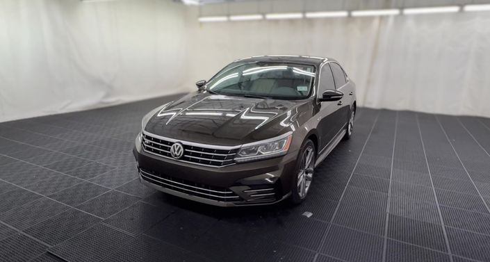 2019 Volkswagen Passat R-Line -
                  Indianapolis, IN