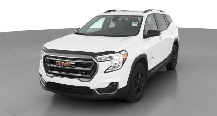 2024 GMC Terrain AT4 Hero Image
