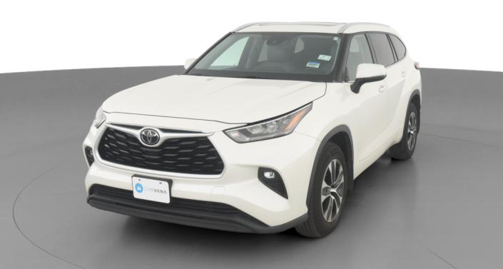 2020 Toyota Highlander XLE -
                Hebron, OH