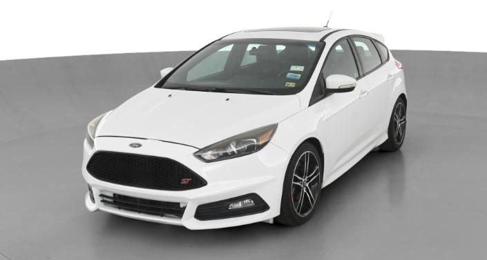 2016 Ford Focus ST Hero Image