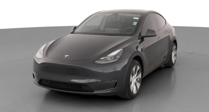 2024 Tesla Model Y Standard Range Hero Image