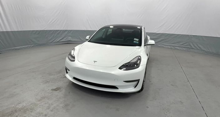 2023 Tesla Model 3 Standard Range Hero Image