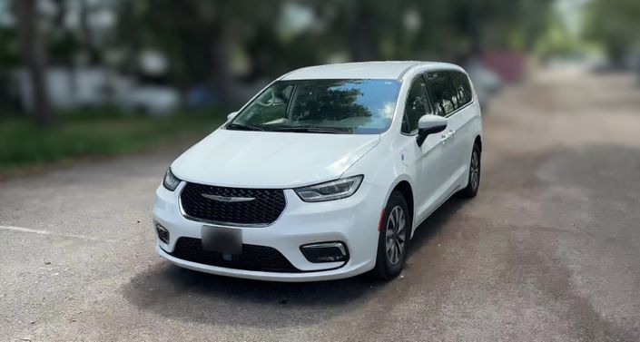 2023 Chrysler Pacifica Hybrid Touring L -
                Haines City, FL