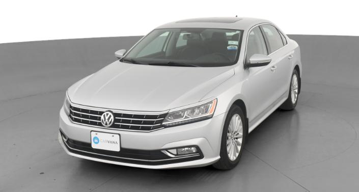 2016 Volkswagen Passat SE -
                Hebron, OH