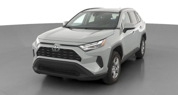 2022 Toyota RAV4 XLE Hero Image