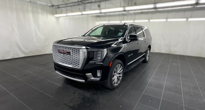 2024 GMC Yukon XL Denali Hero Image