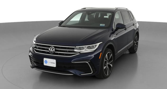 2023 Volkswagen Tiguan SE R-Line -
                Lorain, OH