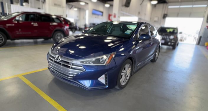 2020 Hyundai Elantra SEL Hero Image