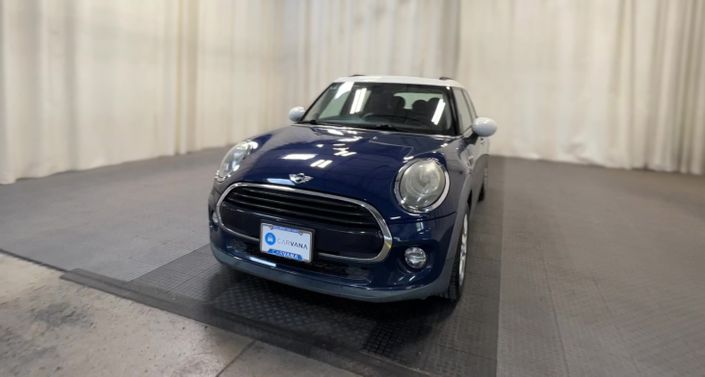 2016 MINI Cooper Hardtop 4 Door Hero Image