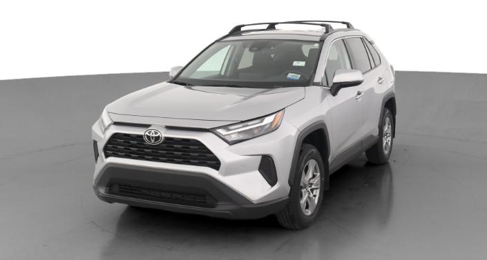 2022 Toyota RAV4 XLE Hero Image