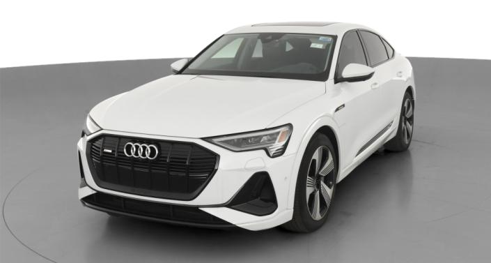 2021 Audi e-tron S Prestige Hero Image