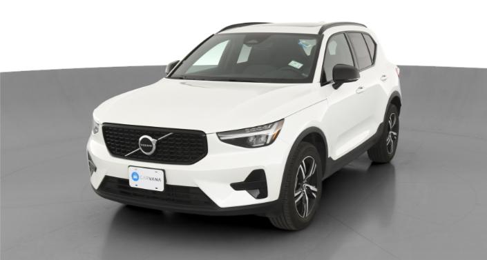 2024 Volvo XC40 B5 Core -
                San Antonio, TX