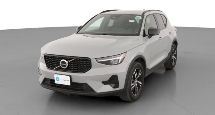 2024 Volvo XC40 B5 Core Hero Image