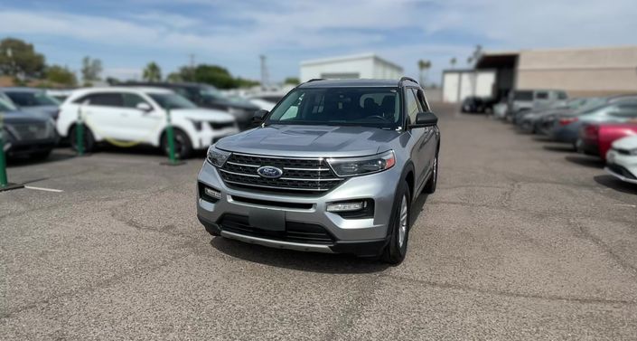 2024 Ford Explorer XLT Hero Image